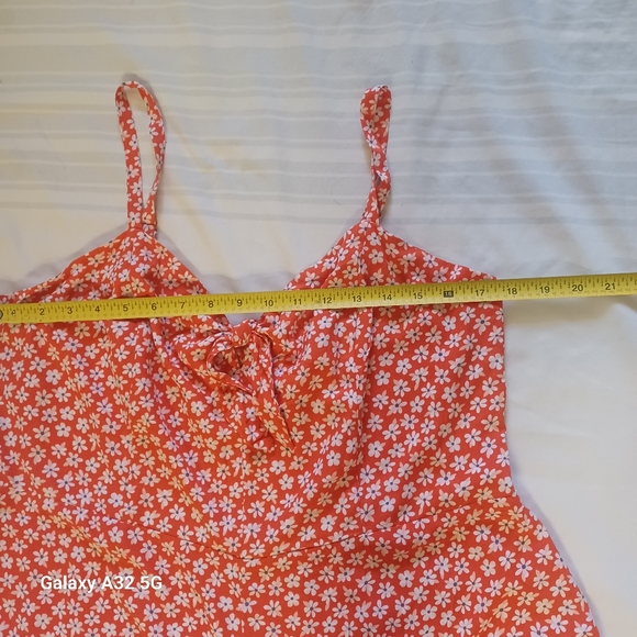 Old Navy  Red Patterned Women's Jumpsuit Size XL - Picture 13 of 16